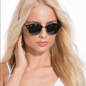 Ray-Ban Black Clubround Sunglasses