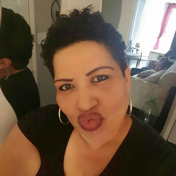 Meet your Posher, Eve - Picture 1 of 1