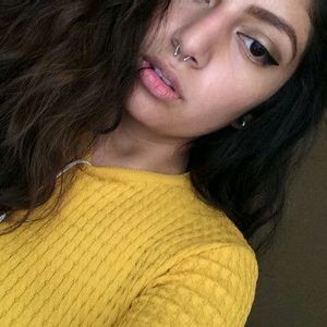 Meet your Posher, Alondra