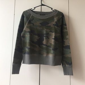 Banana Republic - Camo Sweater