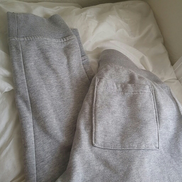 Joggers - Picture 3 of 3