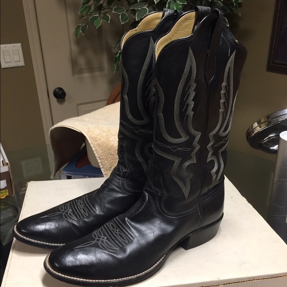 Rios of Mercedes boots