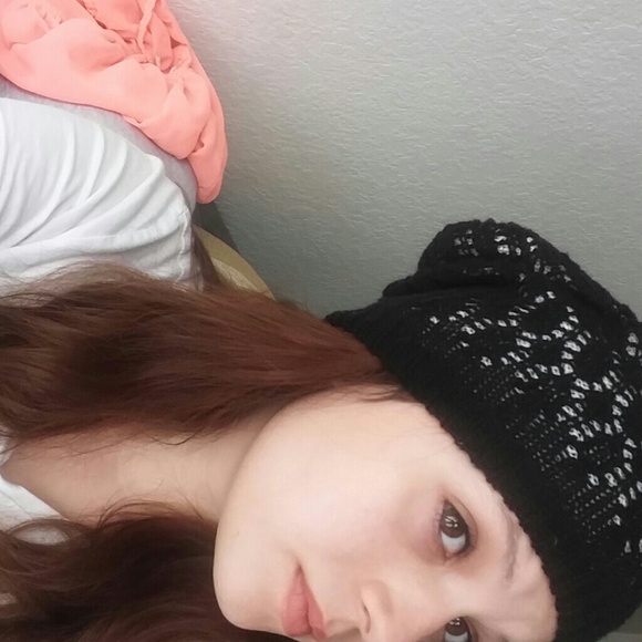 Beanie - Picture 2 of 2