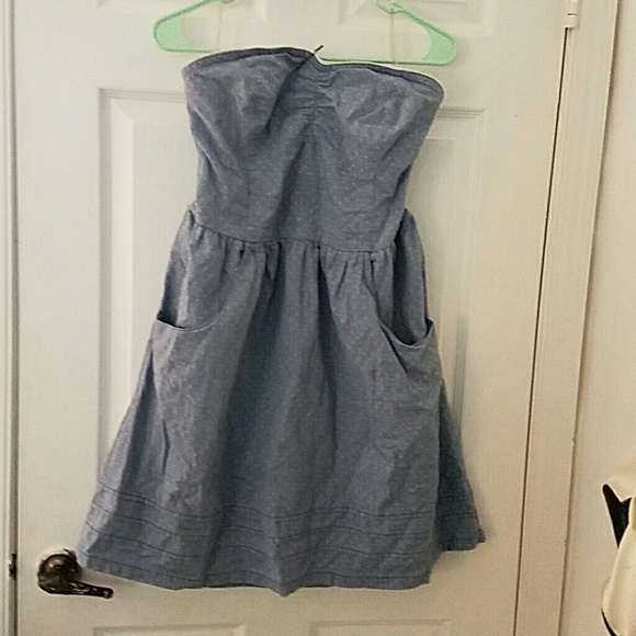 Strapless dress