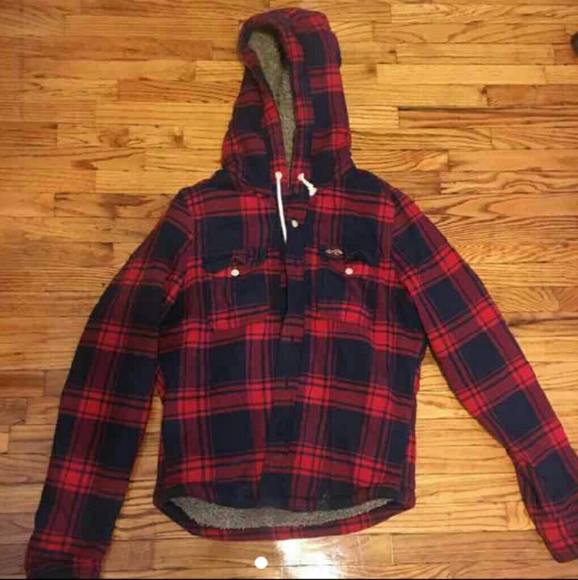 IN SEARCH OF THIS JACKET  (HOLLISTER )