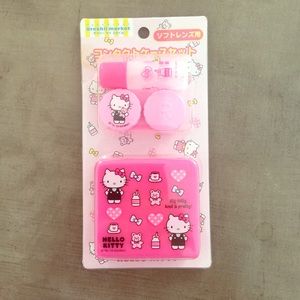 Brand New Hello Kitty contacts case.
