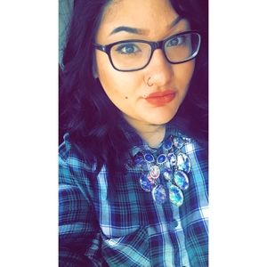 Meet your Posher, Maria