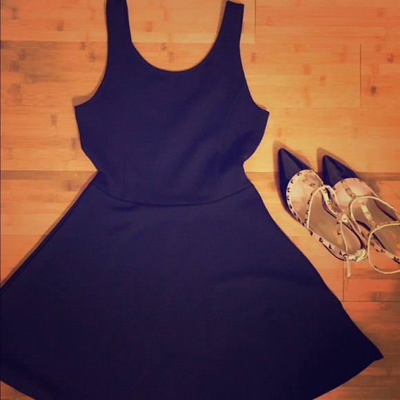 Black dress