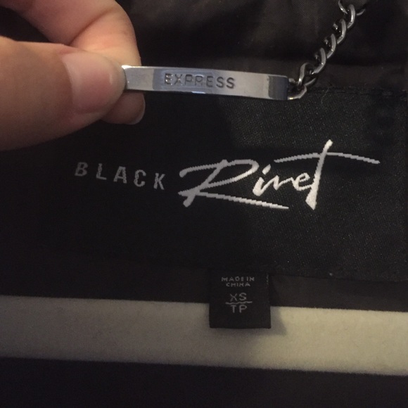 Leather jacket - Picture 3 of 3