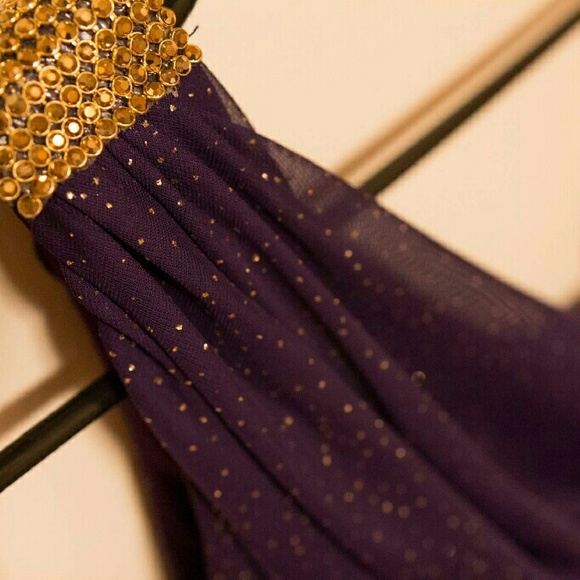 Midnight purple gown - Picture 1 of 3