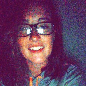 Meet your Posher, Alexis