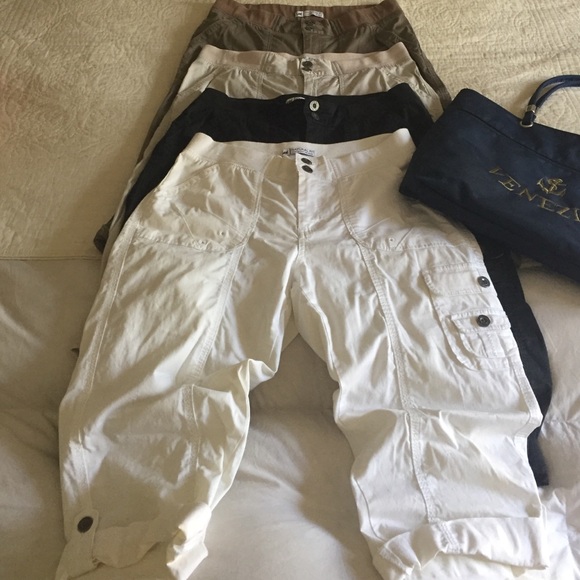 Lee Natural Fit Capri Pants 4 Pair!