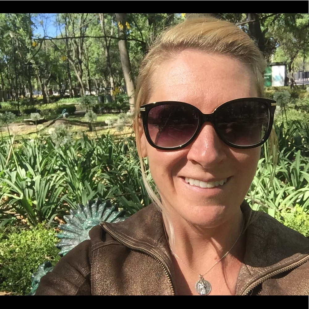 Meet your Posher, Juliana