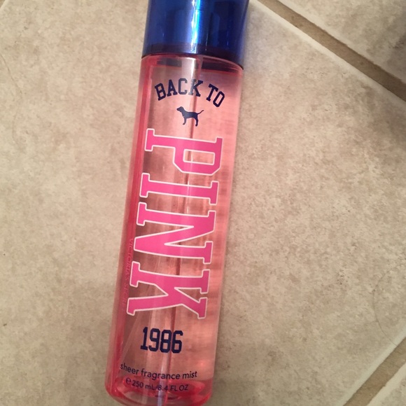 Back to pink perfume 🎀🛍