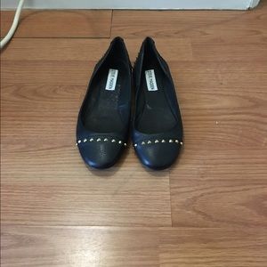 Steve madden stud flats