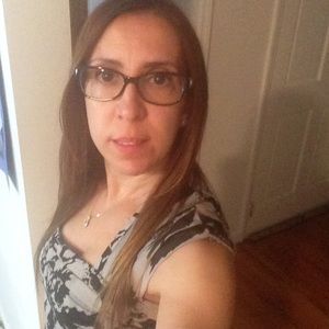 Meet your Posher, Sidneia