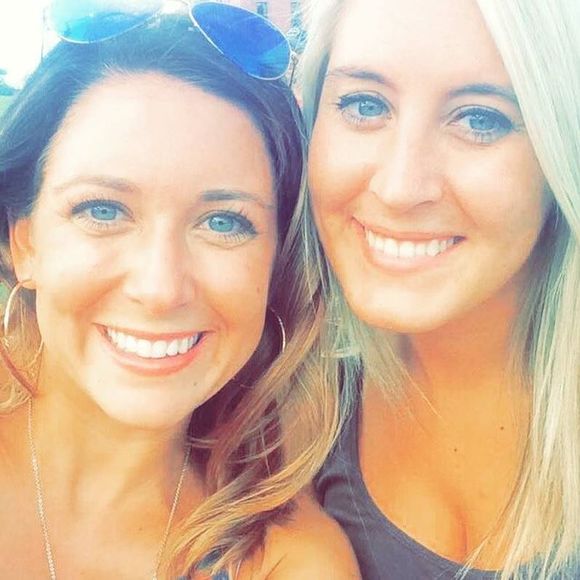 Meet your Posher, Stacie - Picture 1 of 1