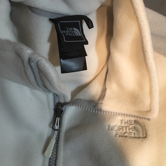 White fleece north face - Picture 2 of 3