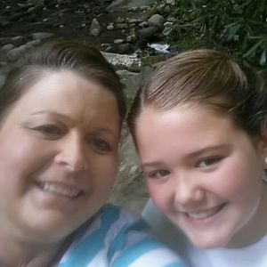 Meet your Posher, Lori