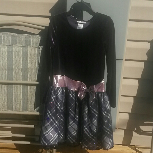 Girls dress