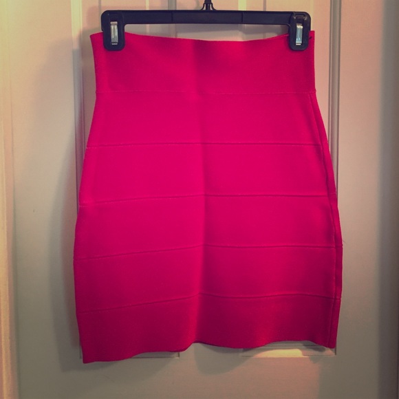 Pink BCBG bandage mini skirt