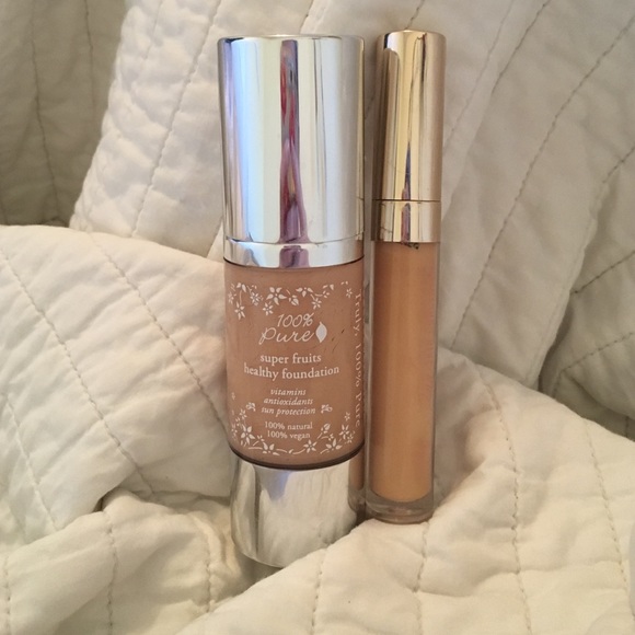 100% Pure Foundation and Concealer