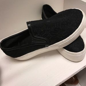Black platform espadrilles