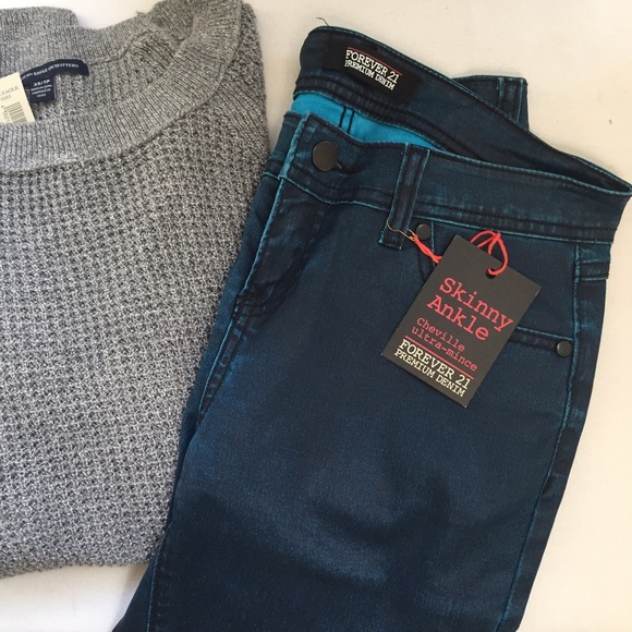 Forever 21 Denim - New Unique Finish Blue Skinny Jeans