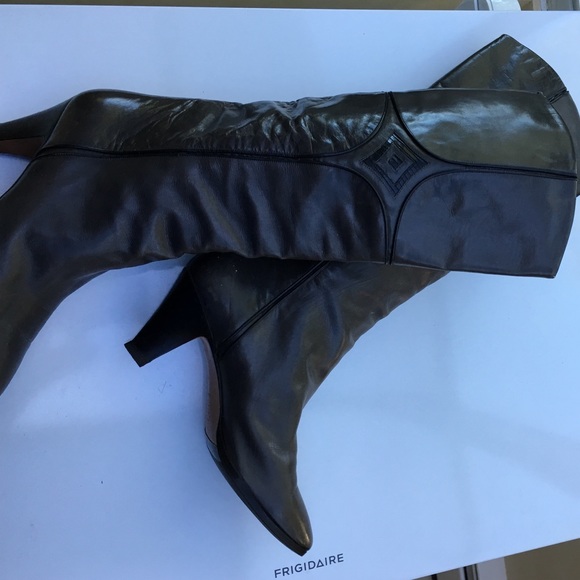 Bally all leather pull on boots - Picture 1 of 4