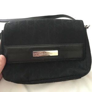 Calvin Klein cross body