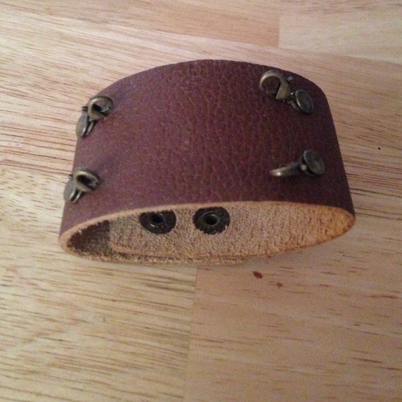 Plunder Tylie Cuff