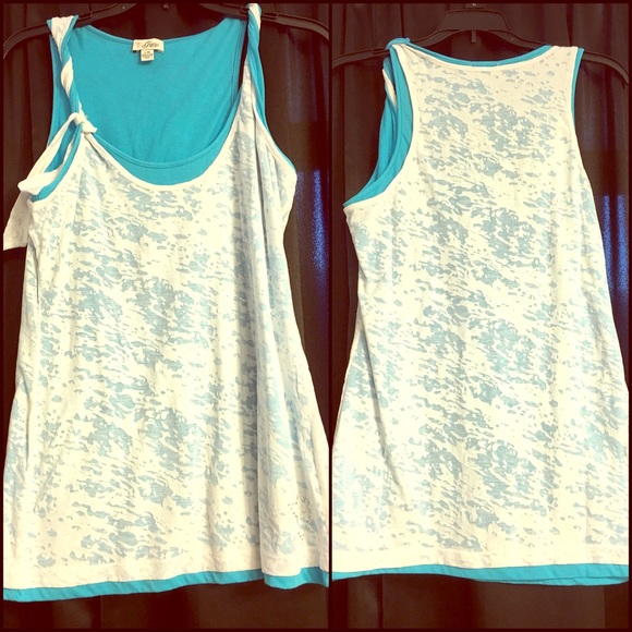 GUESS -White & Turquoise Layered Burnout Tank SZ L