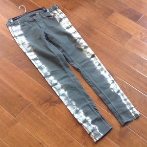 Tie dye edge jean