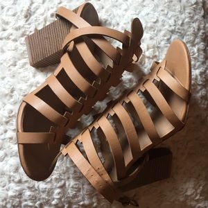 JUST FAB - Heels 😍😍