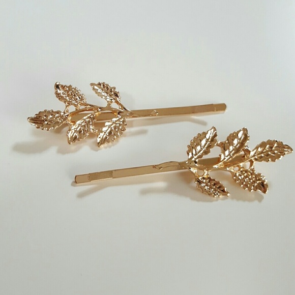 Accessories - 2 Gold Leaf Hair Pins