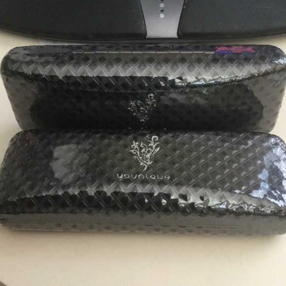 Bundle- 2 Younique 3D Mascara