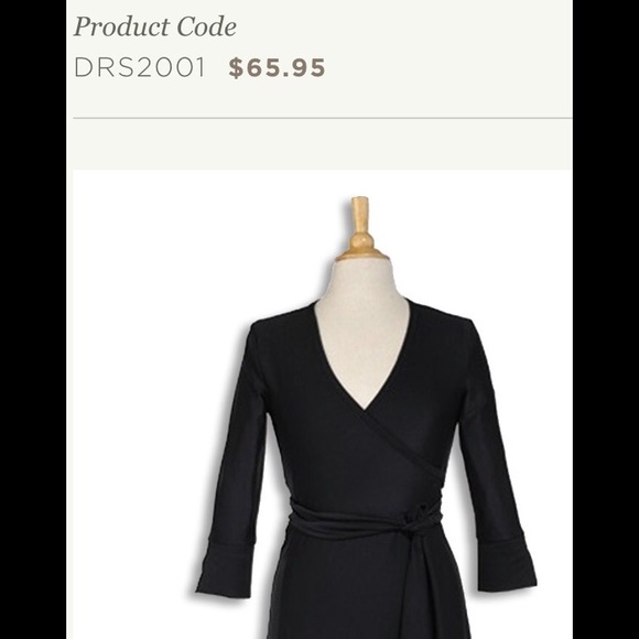 🎈BRAND NEW WRAP DRESS🎈 - Picture 2 of 3