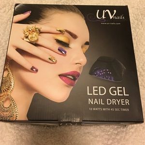 Shallac nail dryer with polish