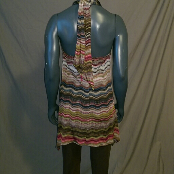 Halter Tank top - Picture 4 of 4