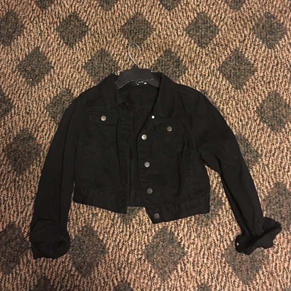 Cropped jean jacket