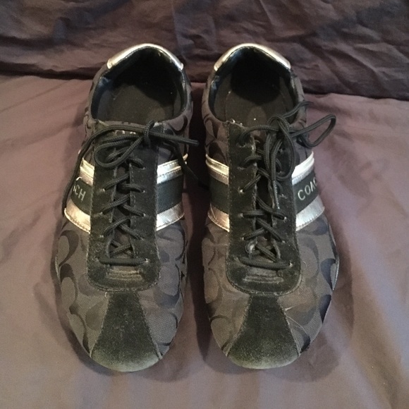 Coach tennis shoes/ sneakers