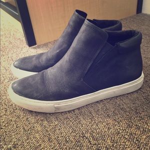 Kenneth Cole Kalvin High Top Sneaker