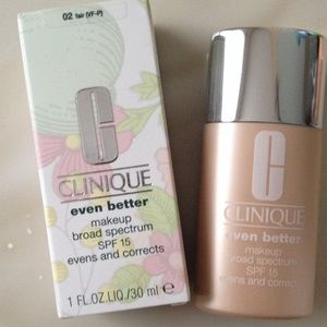Clinique Even Better Foundation - 02 Fair + GWP
