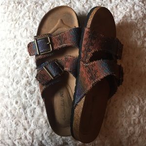 American Eagle Sandals!