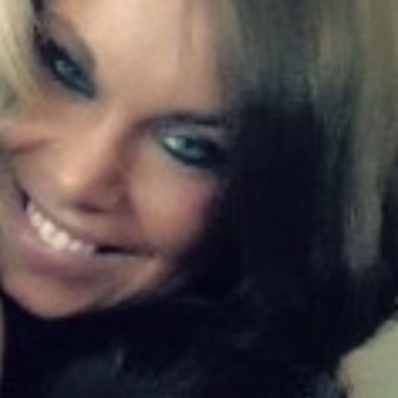 Meet your Posher, Karli - Picture 8 of 13