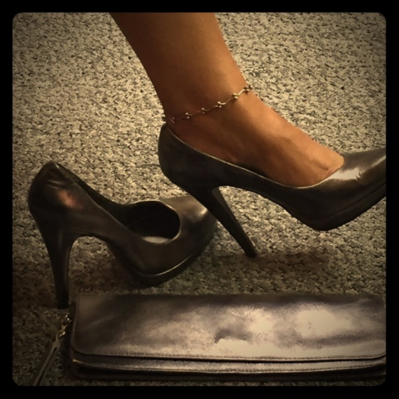 ❣️SOLD❣️Jeffery Tyler shoes
