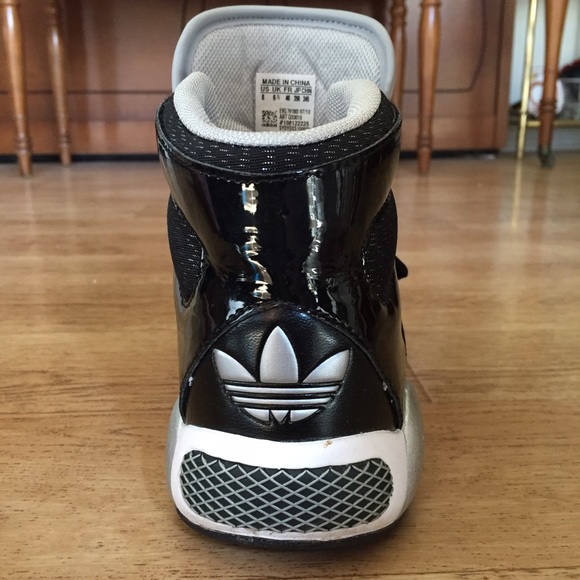 🚨SOLD🚨Adidas Hightops - Picture 4 of 4