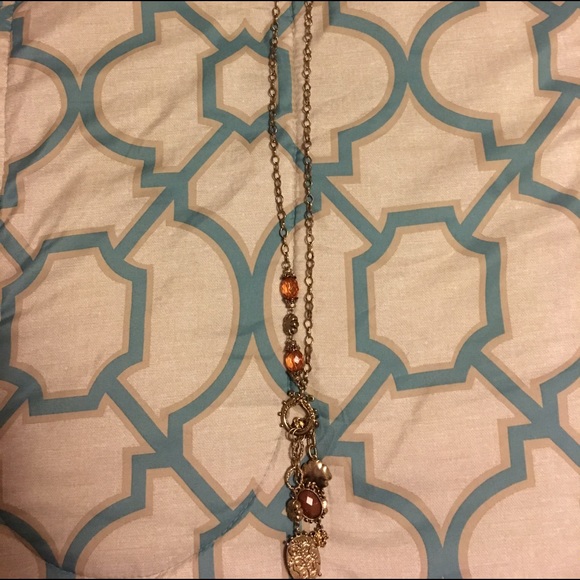 It's a necklace really pretty ✨