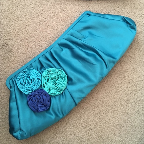 Express satin clutch