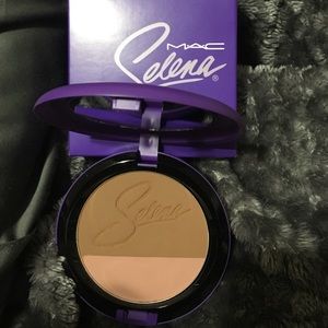 Mac Selena "Techno Cumbia"